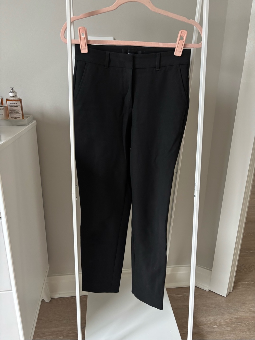 WHBM Elle Slim Ankle Comfort Stretch Pant